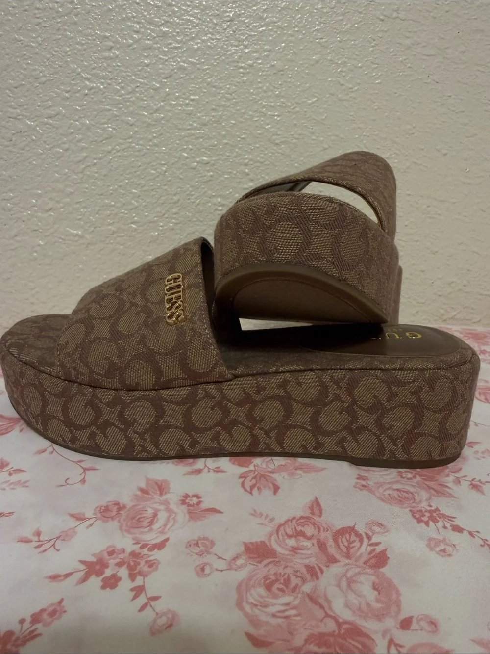 GUESS Brown Monogram Slide Sandals